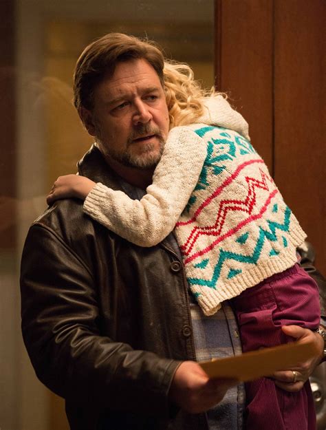 russell crowe fathers and daughters